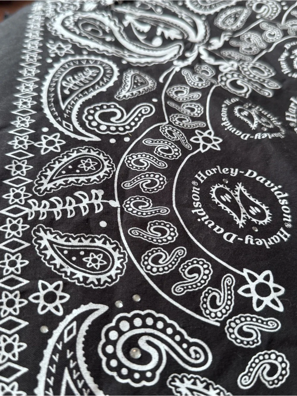 Harley-Davidson Rhinestone Paisley Bandana Scarf - Black & White Biker Y2K - Picture 5 of 9